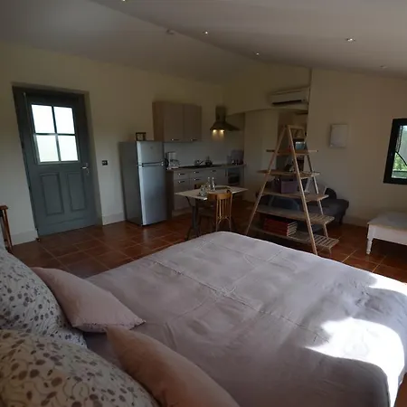 Bastide Saint Maurin Bed and Breakfast